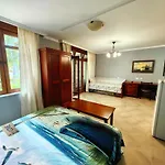 Cozy In Santa Marina Sozopol