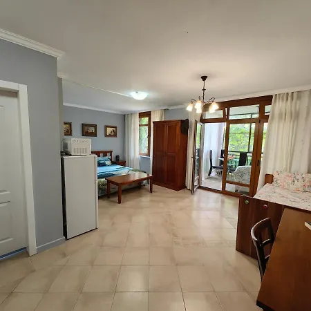 Cozy In Santa Marina Apartament