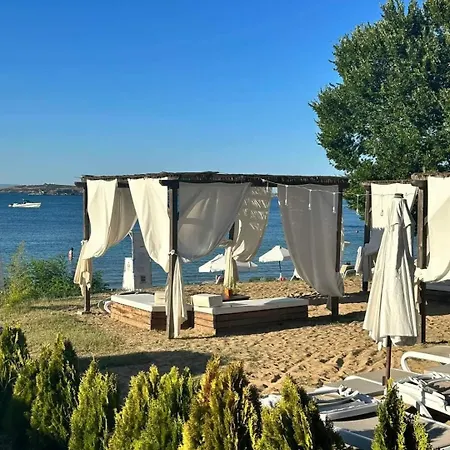 Cozy In Santa Marina Διαμέρισμα *